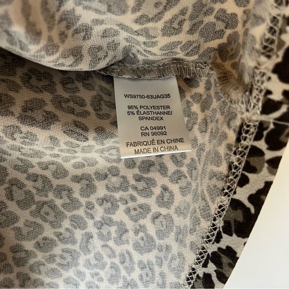 Jasmine & Juliana Leopard Print tunic top small animal print 3/4 sleeve blouse - Picture 3 of 11